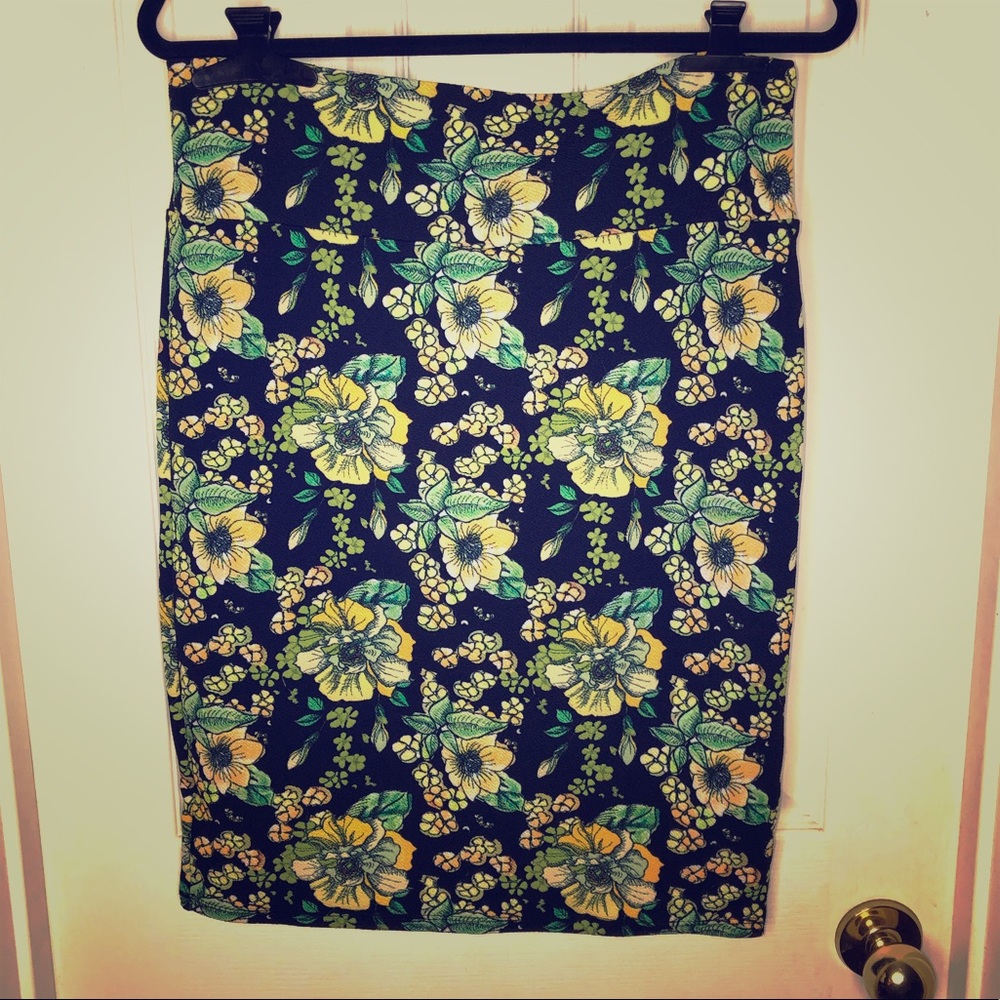 LulaRoe Cassie Skirt